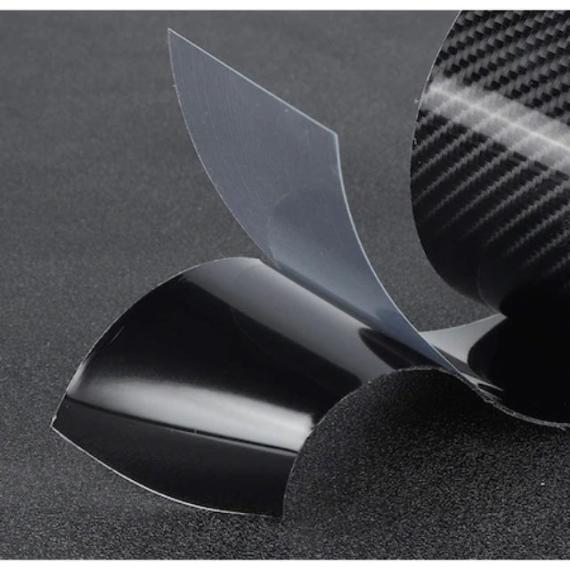 Banda Adeziva din Carbon – Protectie Anti-Zgarieturi si Tuning Auto 3m x7cm